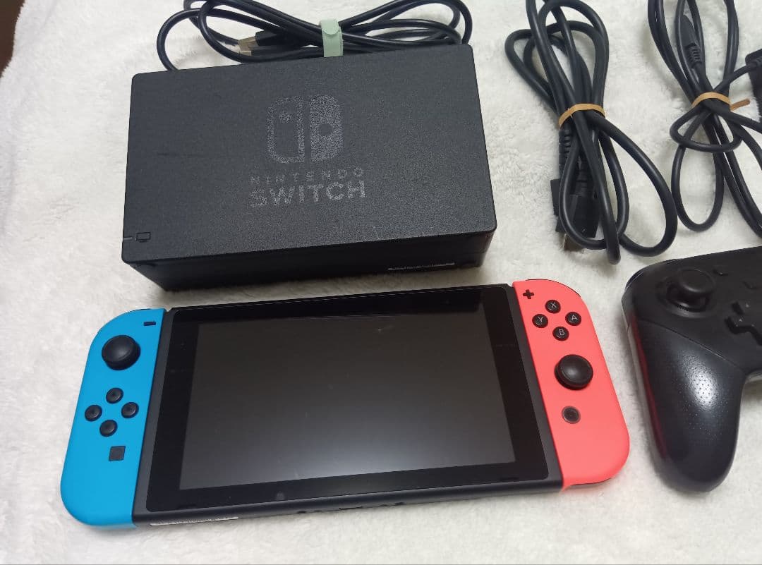 Nintendo Switch 本体 赤 青 グレーコントローラー付き