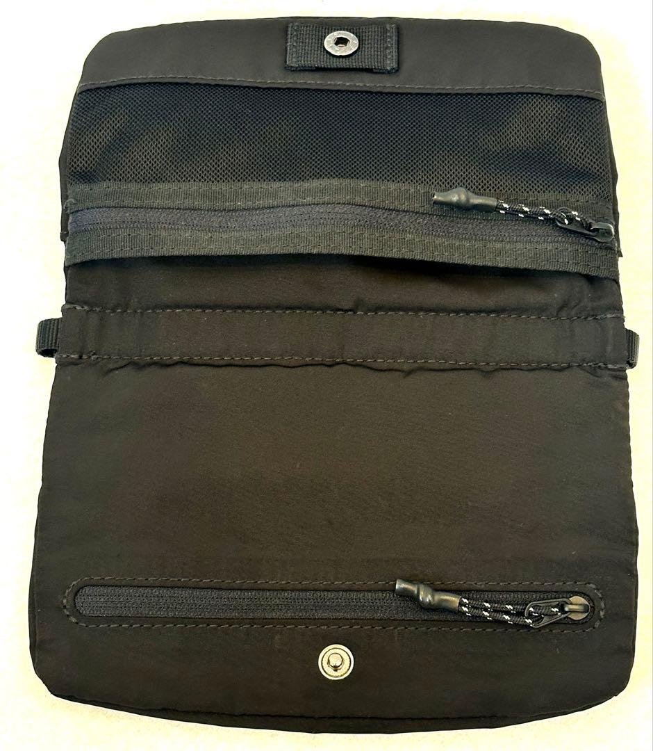 トポロジー フォンサコッシュ90＋レザーストラップ