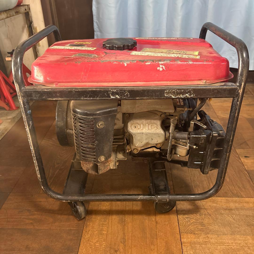 値下げ不可shindaiwa AVR機能 発電機 EGR2600 キャスター付き
