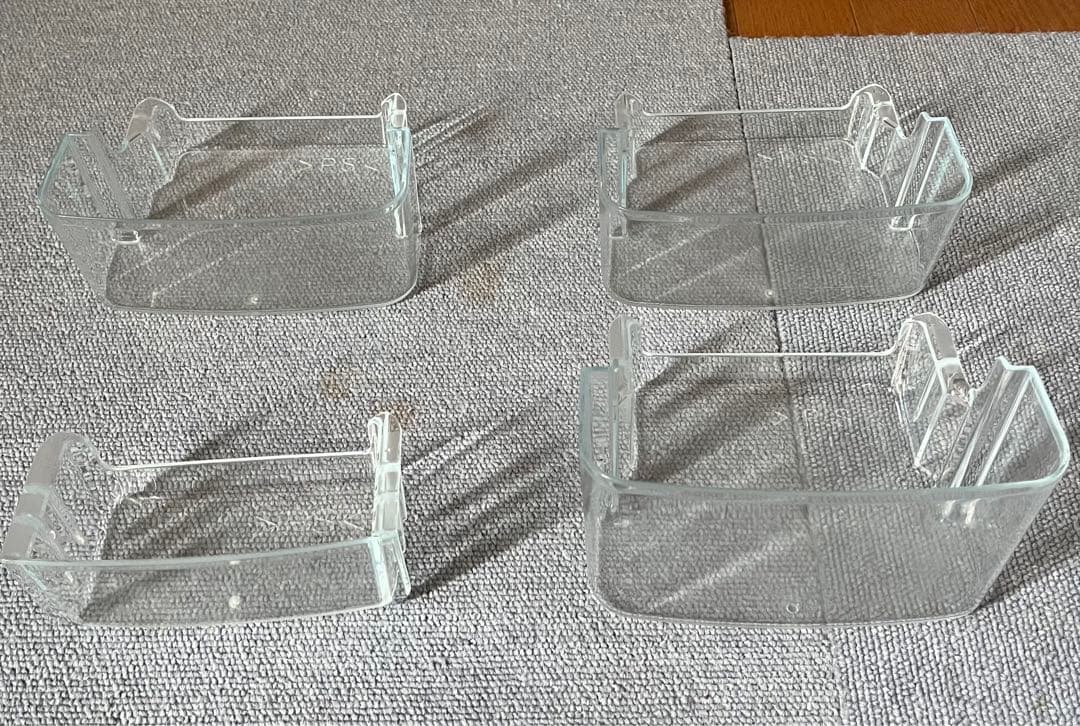 J*k様 Panasonic冷蔵庫ボトル棚左右8点セット パーツ部品