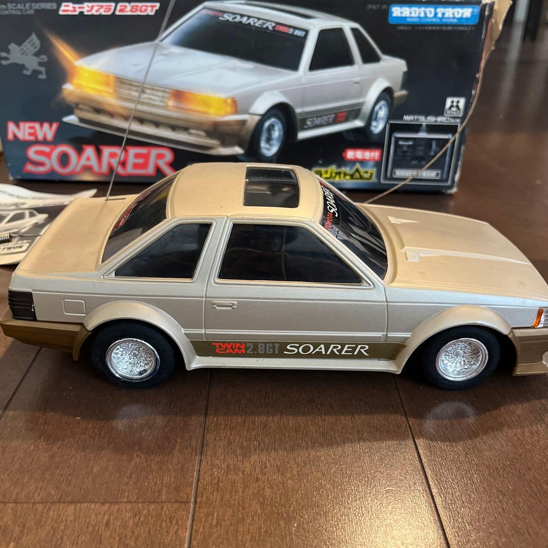 【ジャンク】トヨタ ソアラ ラジコン　ラジオトロン製