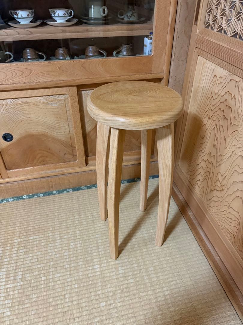 1364建具屋一筋58年のおじいちゃんの手作りスツール、イス☆けやき
