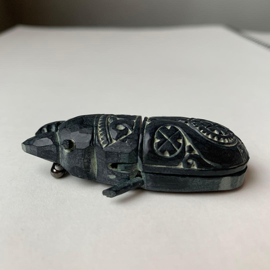 木製 アイヌ 木彫 砂澤ビッキ風 クワガタ虫 からくり ペンダントヘッド