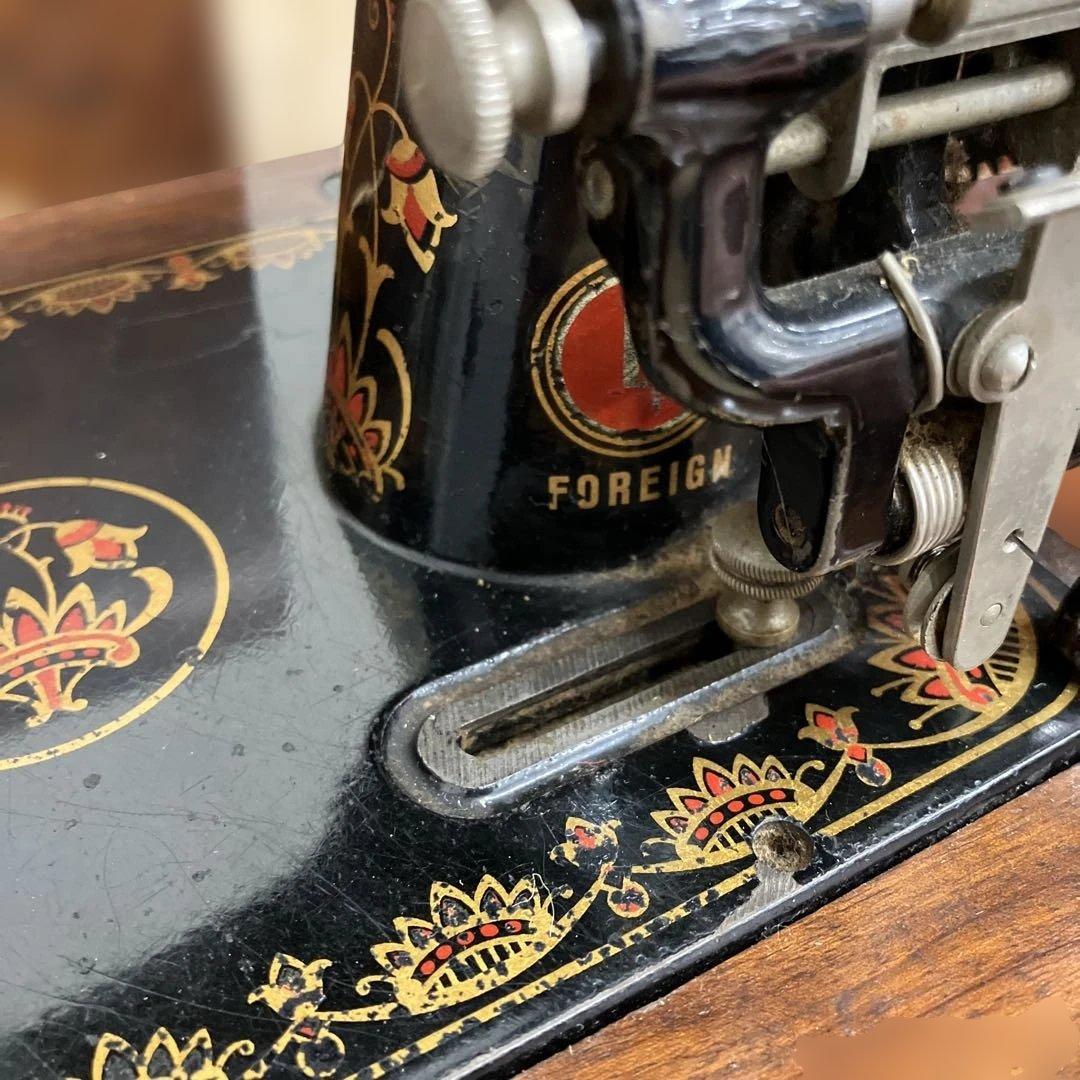 FOREIGN QUEEN 手動ミシン アンティーク - メルカリ