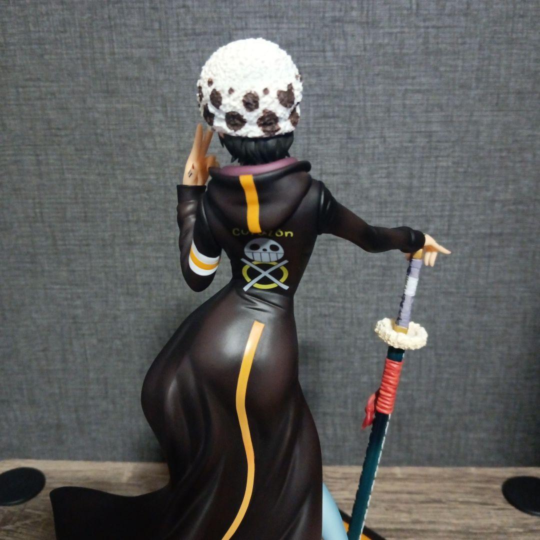 ワンピース トラファルガー・ロー pop非公認 I.R.O 女体化 フィギュア