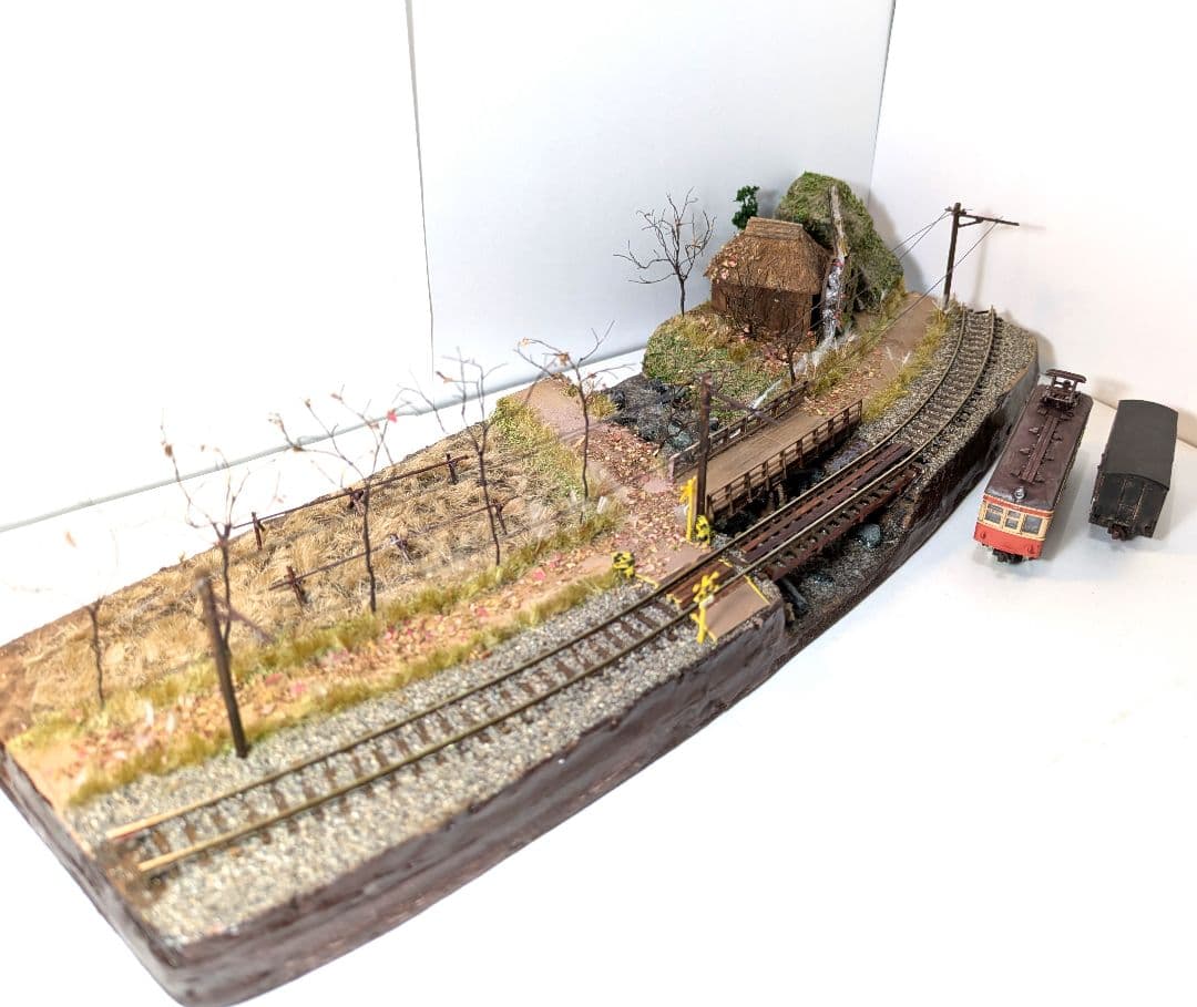 林*和様 Nゲージ・ジオラマ【貨車を繋いだ地鉄電車・秋】※車両付き