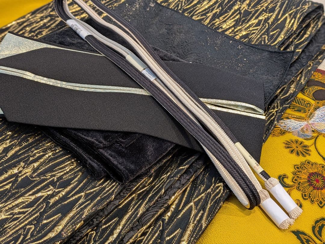 振袖フルセット 身丈165裄67 銀彩 からし色 黒 やまと誂え 成人式