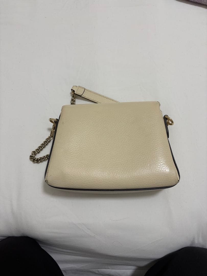 Gucci アイボリー レザー ハンドバッグ