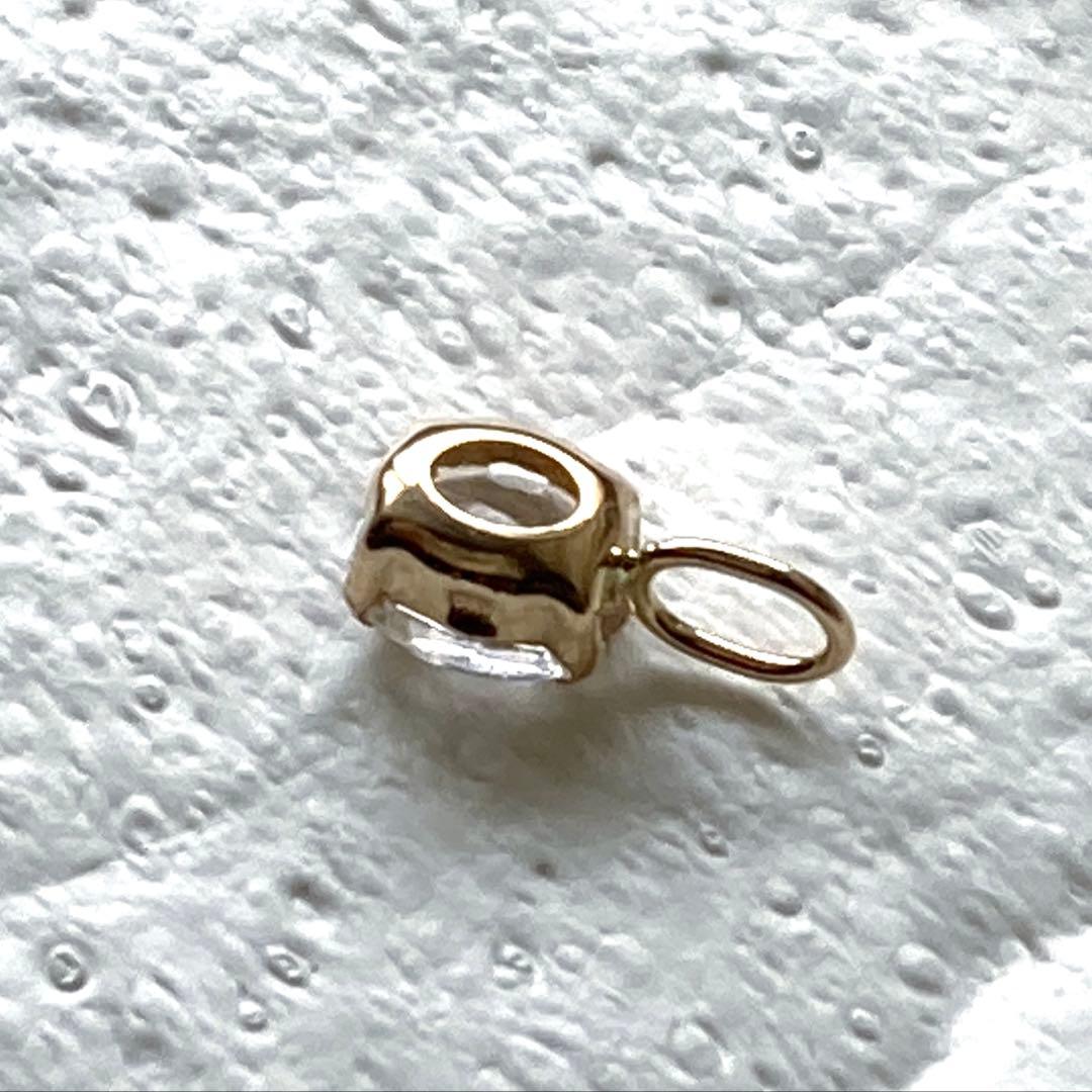 フェナカイト 10金 ペンダントトップ（マダガスカル産） アクセサリー