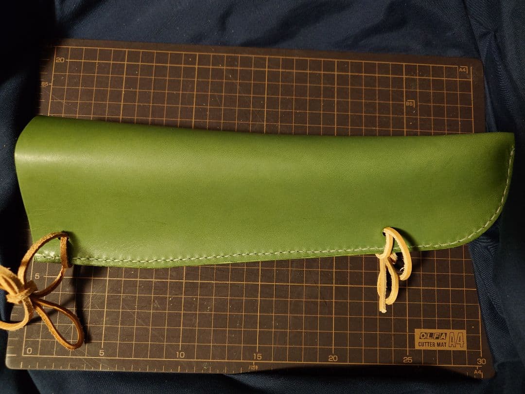 緑色 本革 コントラバス 弓ホルダー 弓ホルスター ハンドメイド レザー