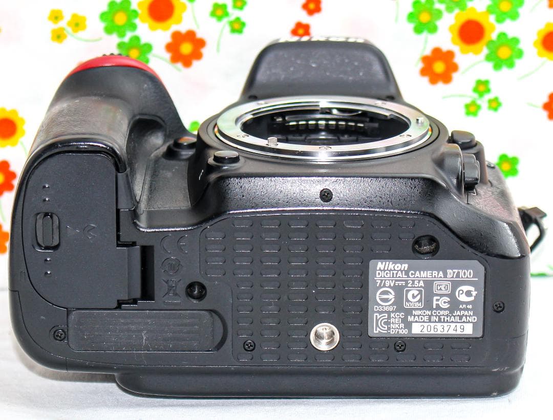 美品 ニコン Nikon D7100☆スマホに転送可♪☆ダブルレンズ☆本格