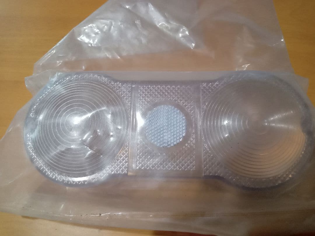 gt380　サンパチテール　 クリアテールレンズ（新品） GT380 2灯式テールランプ 緑色 クリア 黄ばみ サンパチテール サンパチ