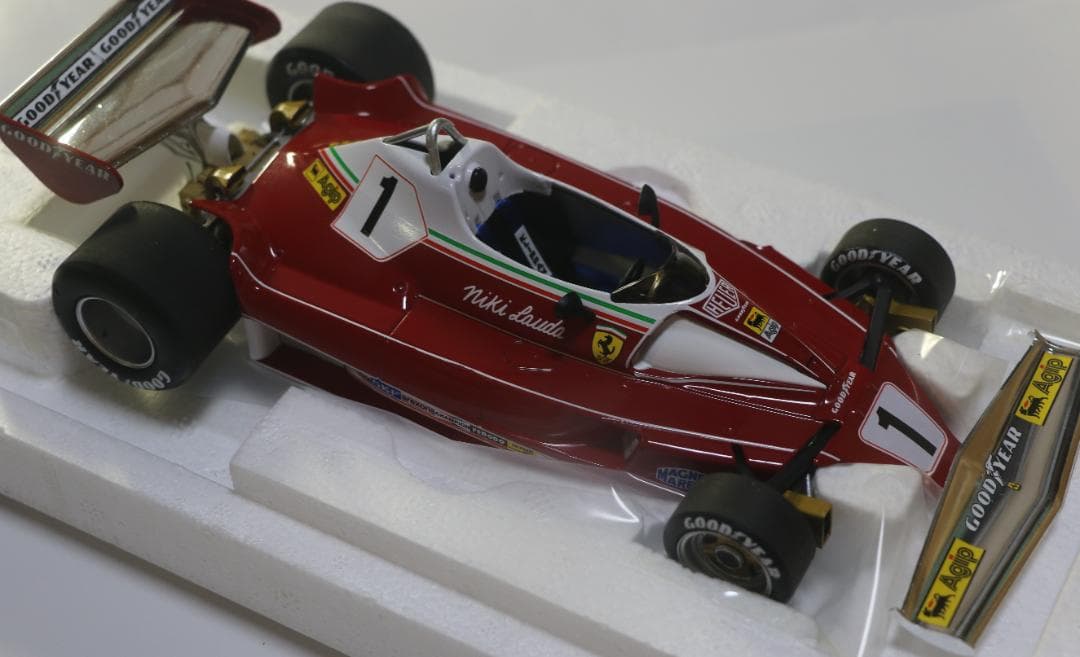 ホットウィール　フェラーリ３１２Ｔ２　1／１８　１９７６モナコＧＰ優勝Ｎ・ラウダ