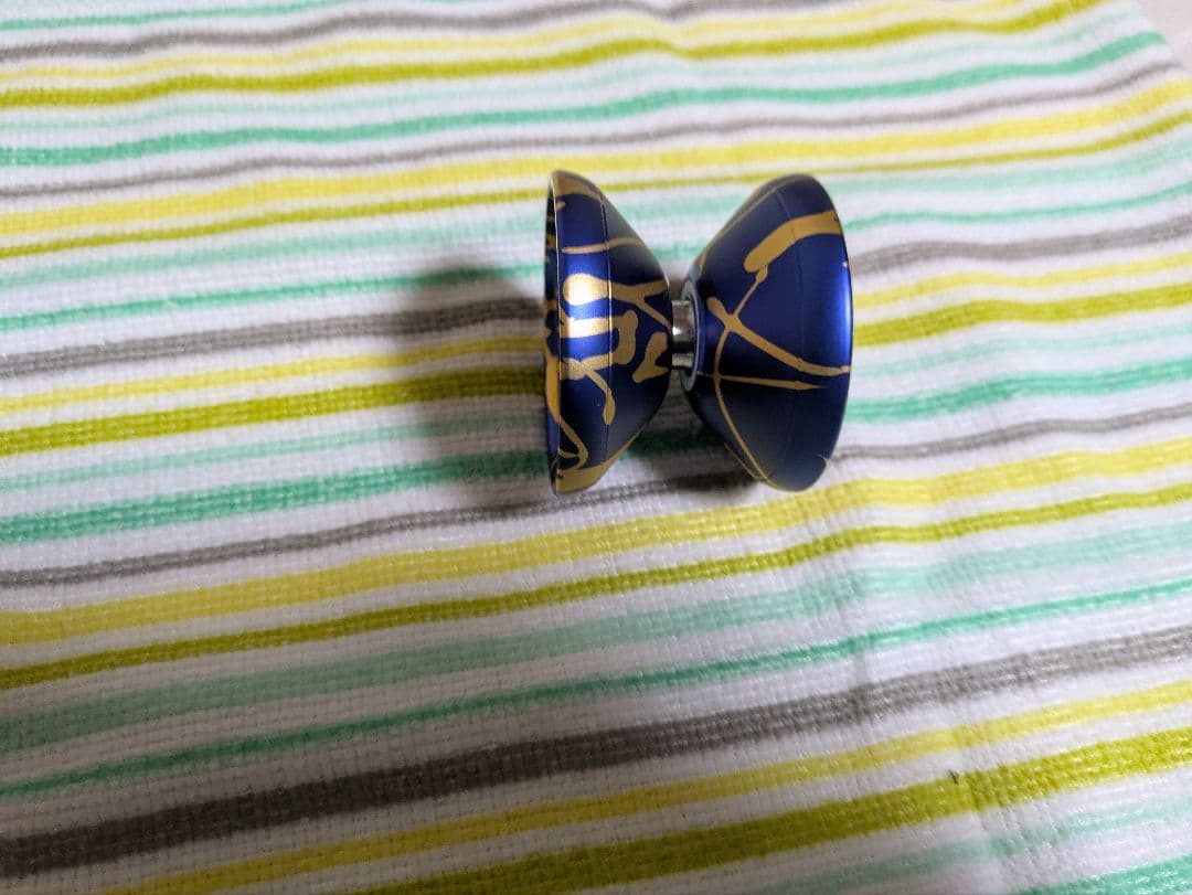 Krown クラウンヨーヨー　ブルーゴールドスプラッシュ