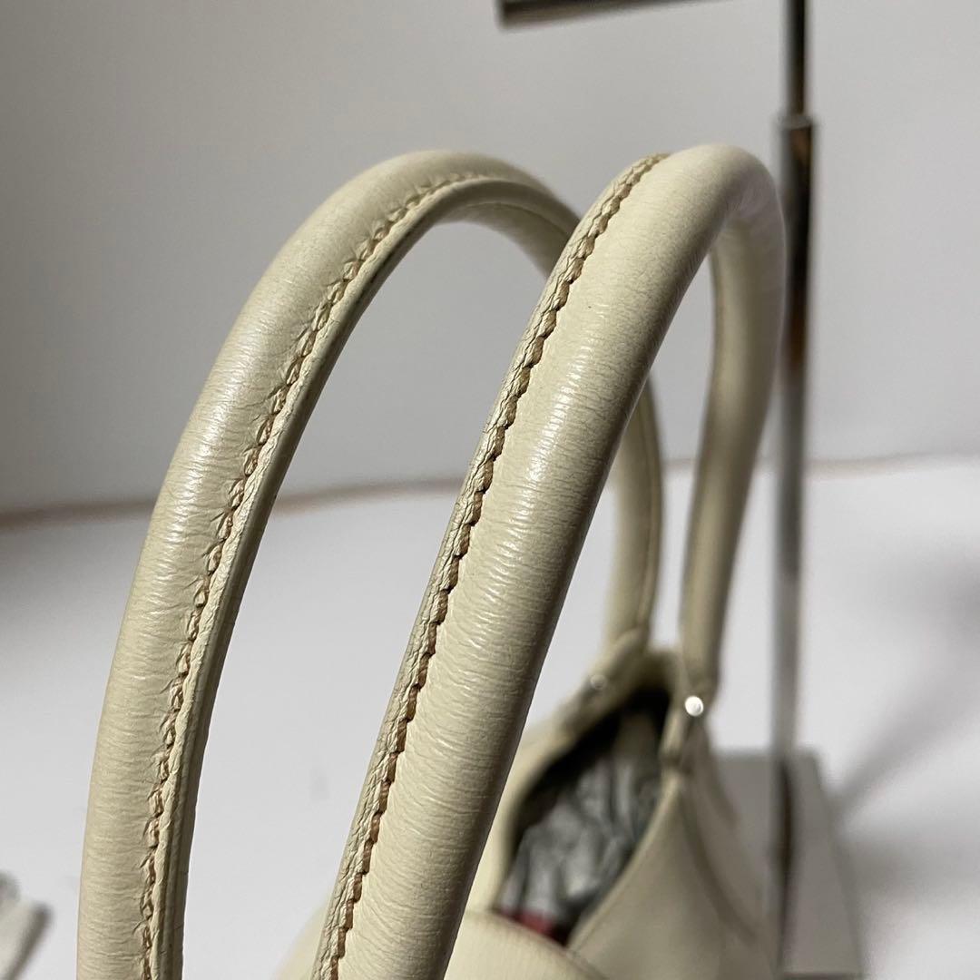 ■美品■ PRADA ハンドバッグ　ワンショルダー アイボリー　レザー