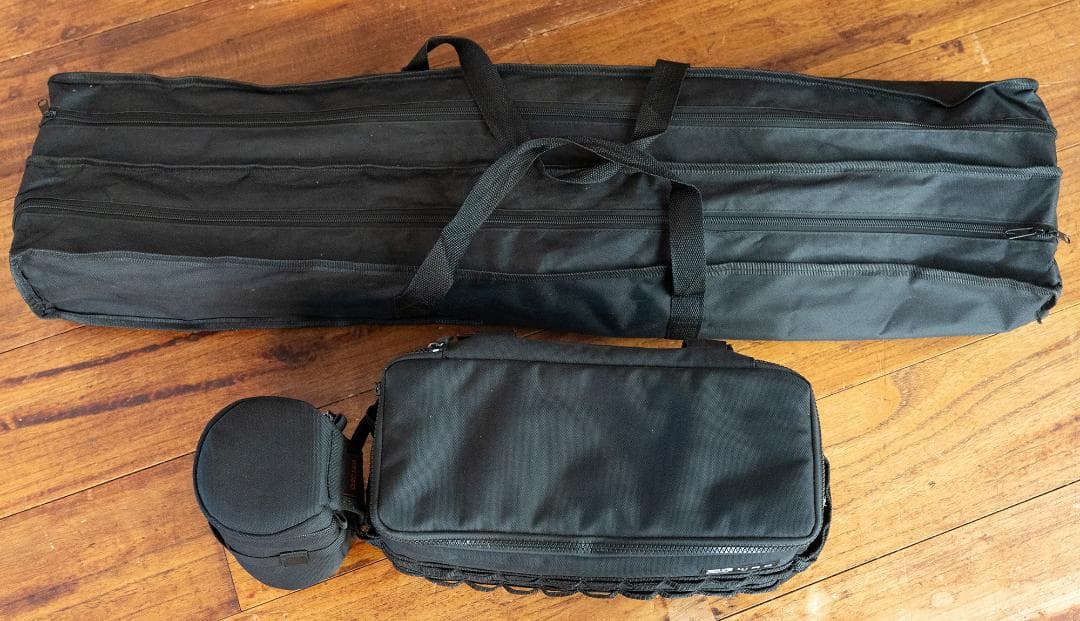 美品】IGTテーブル ブラック サイドストレージ＆ドリンクホルダー付属