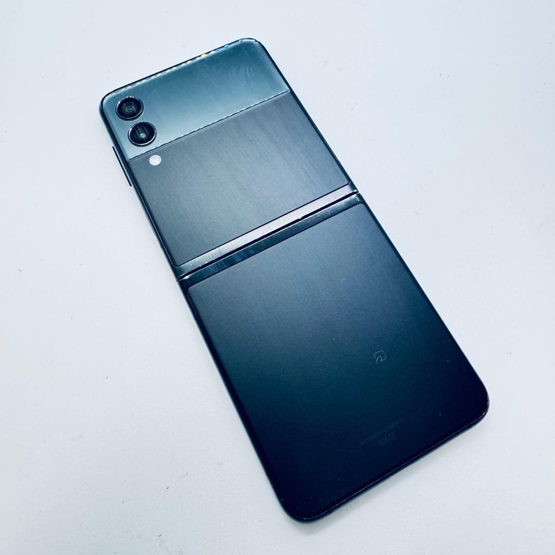 SIMフリー】 Galaxy Z Flip3 5G SCG12 本体 - メルカリ