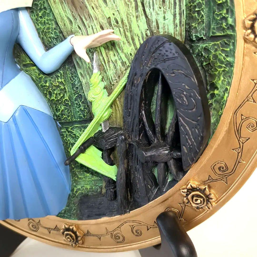 眠れる森の美女オーロラ姫 3Dレリーフプレート ディズニーストア