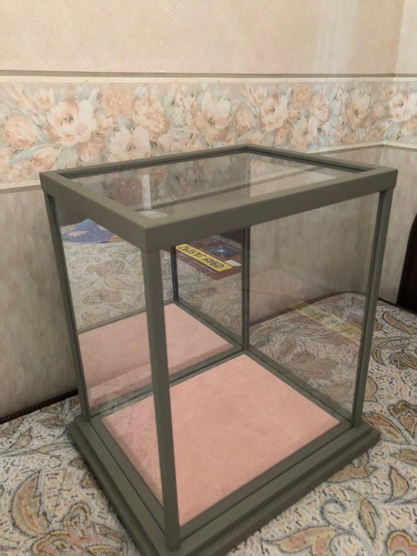 リヤドロ ガラスケース