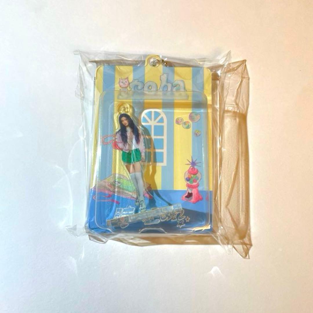 ILLIT アクリルキーリング 時よ止まれ