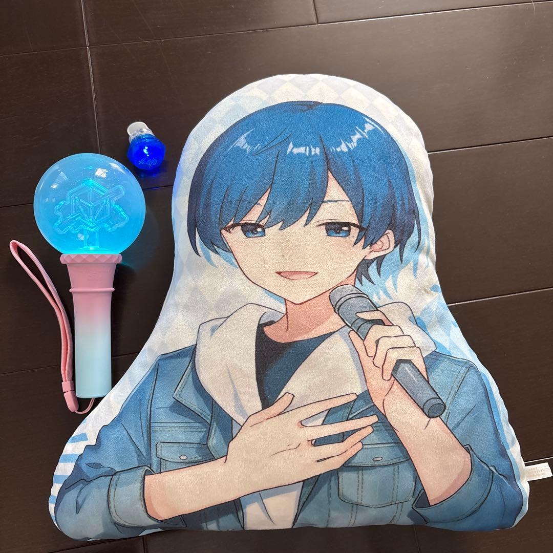 いれいす If クッション ペンライト リングライト オマケつき - メルカリ