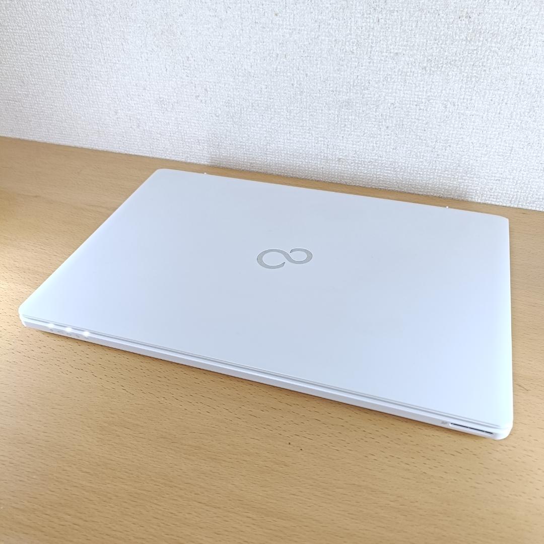 ノートPC Core i7 Windows11 SSD メモリ16GB 富士通 - メルカリ