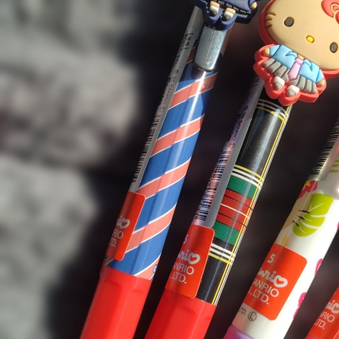 日焼けキティ✨新品未使用未開封‼️ボールペン4本セット✨まとめ売り