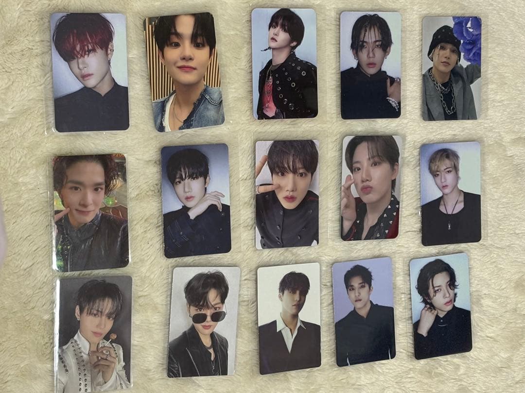 treasure グッズ　まとめ売り　２枚目うちわ