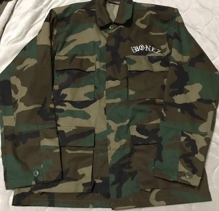 The BONEZ ミリタリージャケットSサイズ