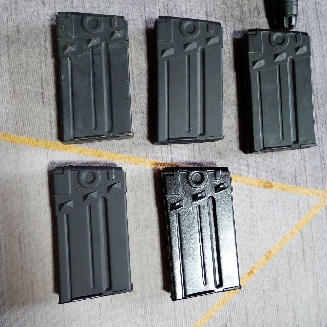 ビ*ー様 G3シリーズ電動ガン ブラック マガジン5個付き