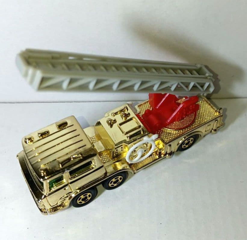 トミカ コマツ ブルドーザー ハシゴ消防車 スカイライン 3台セット