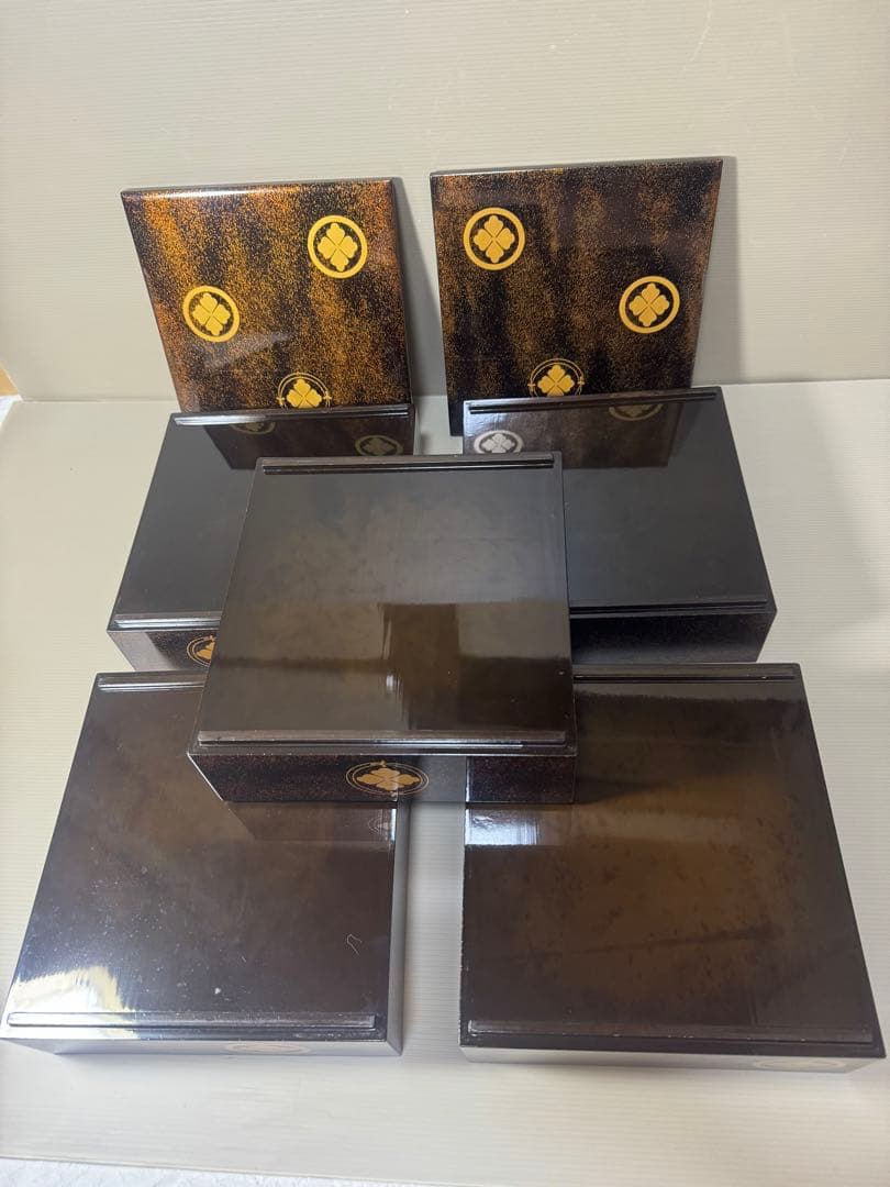 2088 輪島塗り　沈金重箱　金蒔絵　蓋2枚　5重　高級