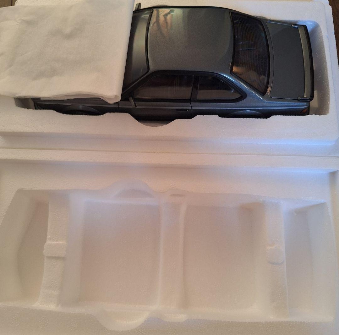 オートアートBMW M635 CSi Shadow-Line 1/18