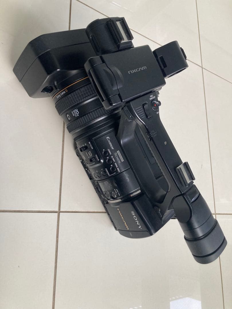 ソニーSONY nx5j 業務用ビデオカメラ ➕FMU128とバッテリー➕マイク