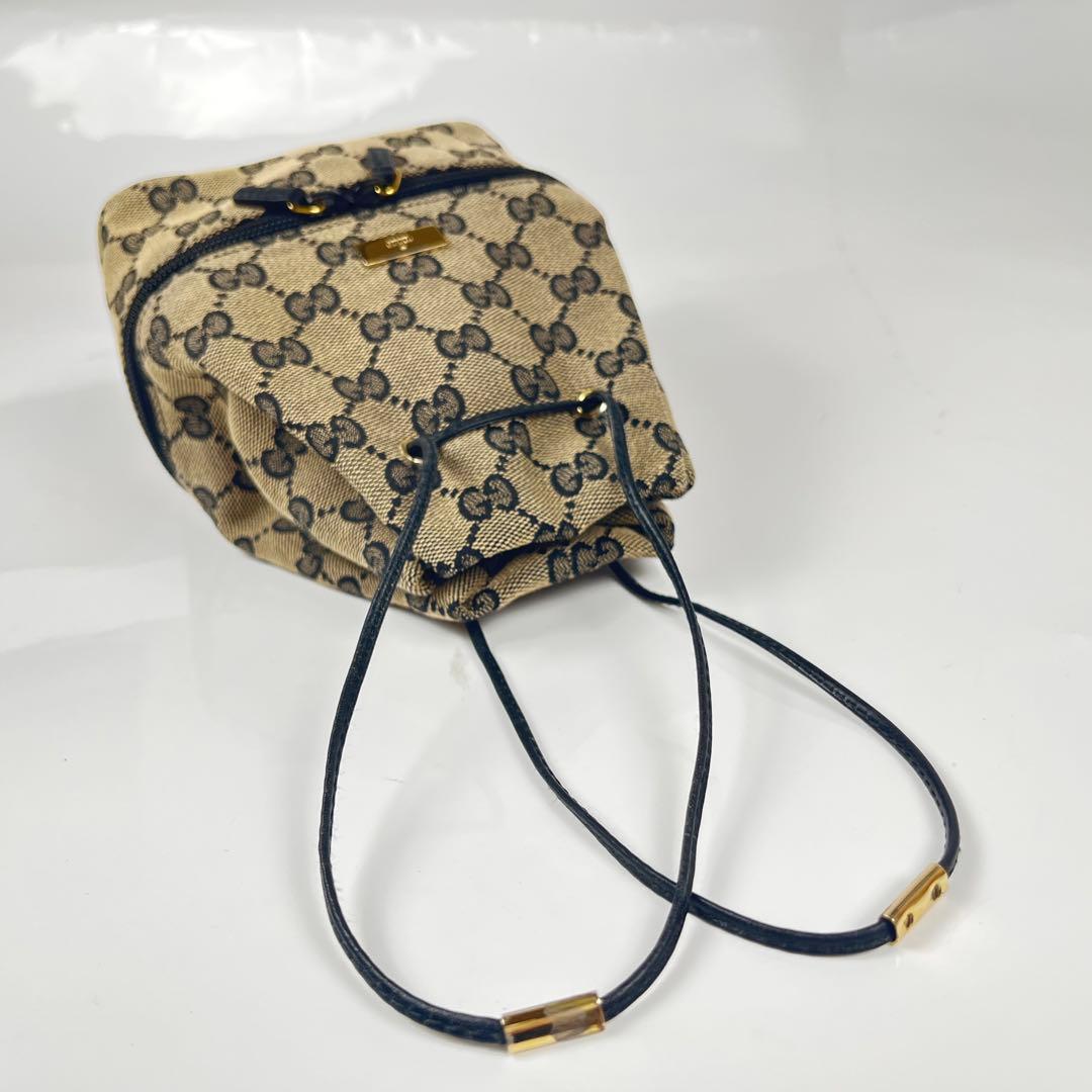 【極美品】GUCCI GGキャンバス プレート バニティポーチ 巾着 ミニバッグ