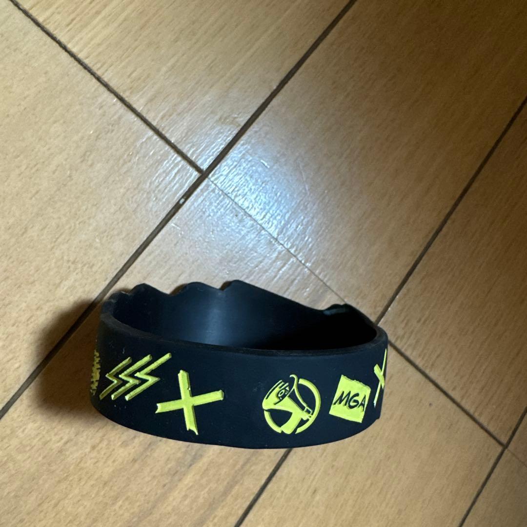 Mrs. GREEN APPLE ラバーバンド - メルカリ