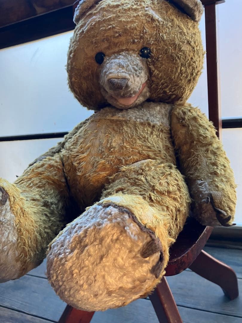 ハンガリー アンティーク テディベア ぼろぼろになるまで愛されたくまのぬいぐるみ