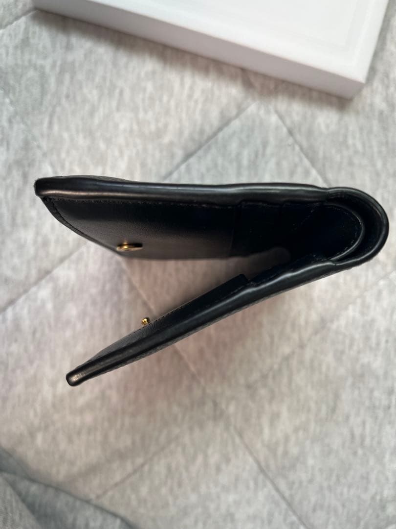 CELINE セリーヌ 10E493BEL 二つ折り財布 Compact