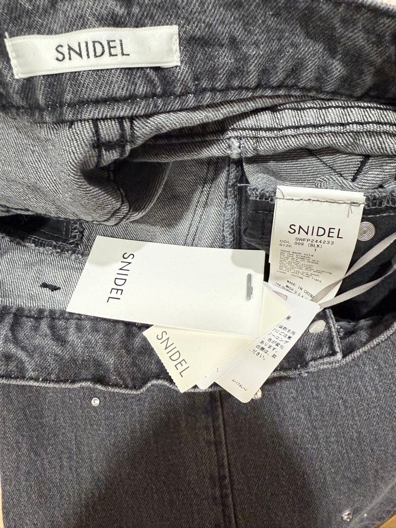 ラインストーンデザインワイドデニムSWFP244233