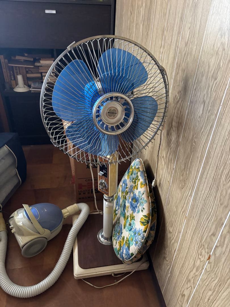 baccara シャンデリア オパールセント ウラン （刻印入） （専用