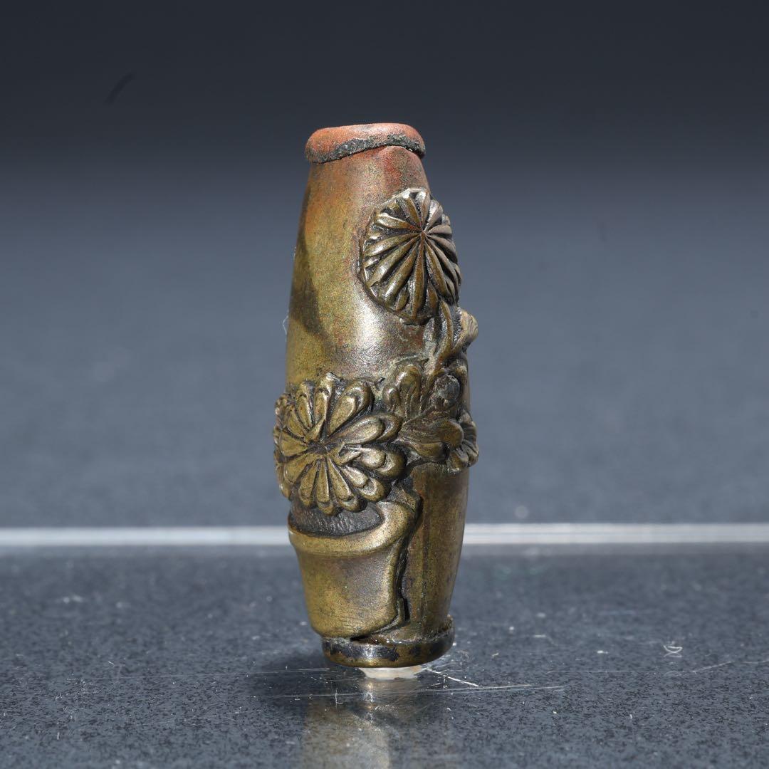 緒締め玉　菊水　提げもの　金属　黒　R1646