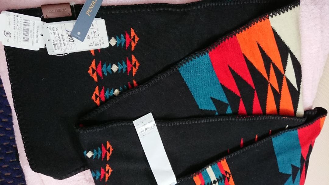 ペンドルトン　 冬物　マフラー、手袋、帽子 ３点セット