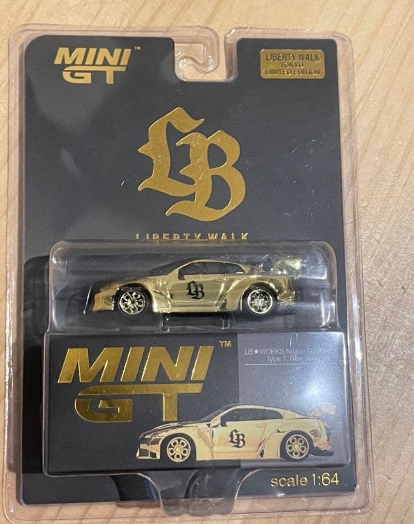 MINI GT LIBERTY WALK ゴールドミニカー 1:64 1/64スケール MINI GT「LB-WORKS フォード・マスタング」(LBゴールド