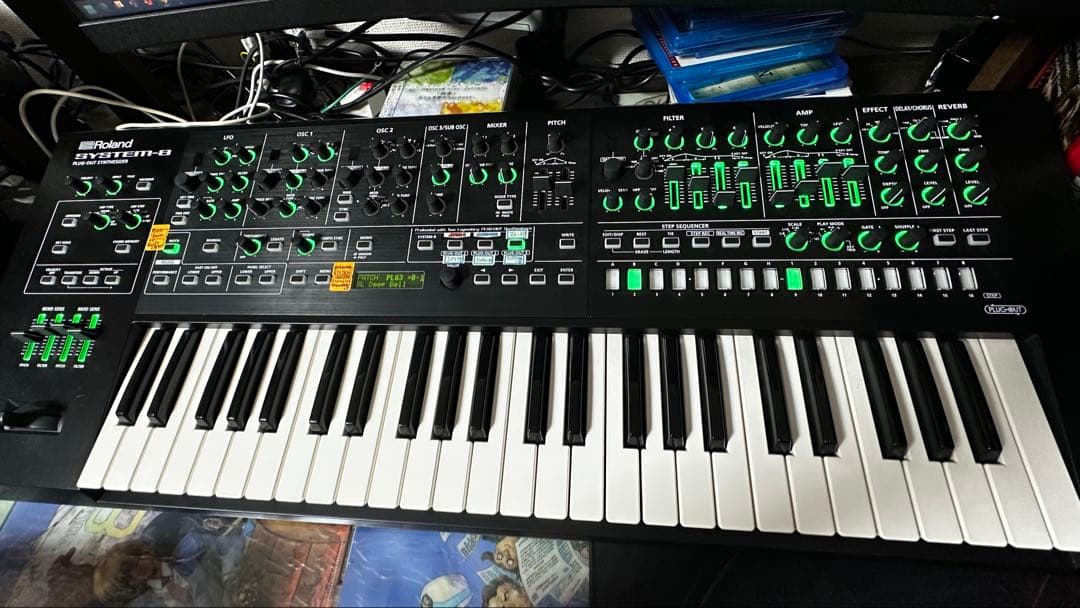 Roland SYSTEM-8 PLUG-OUT シンセサイザー(値下げ)