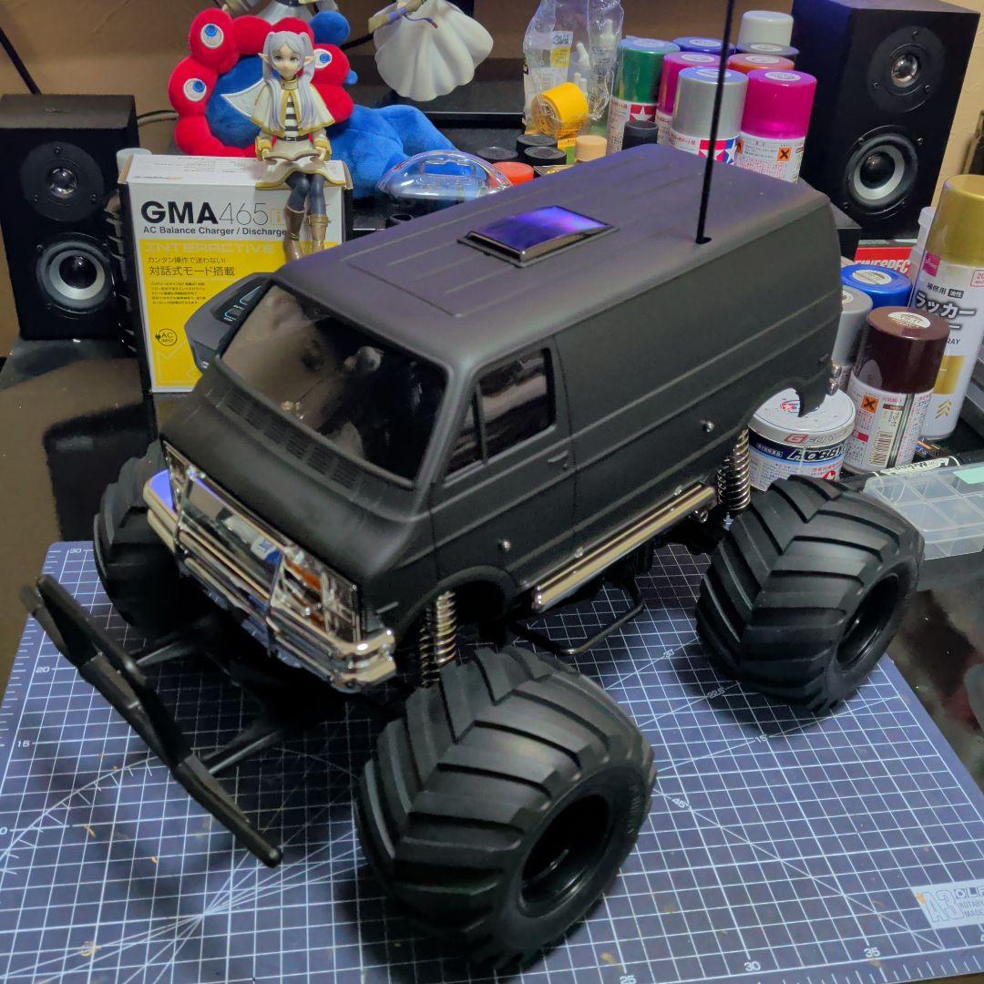 タミヤ ランチボックス ブラックエディション フルベア、サーボ、LED