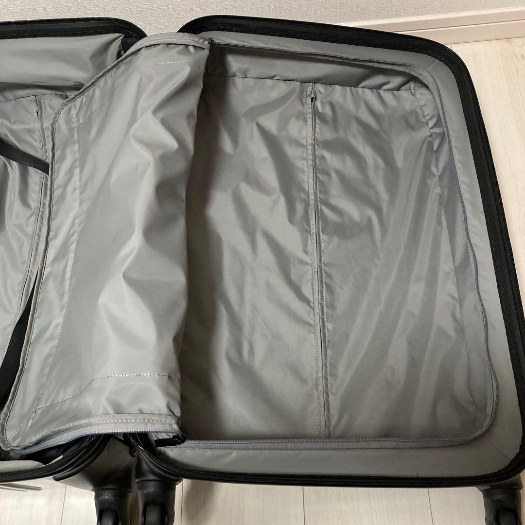 TUMI キャリーケース ハード 28025D ポリカーボネート 70L 4輪.