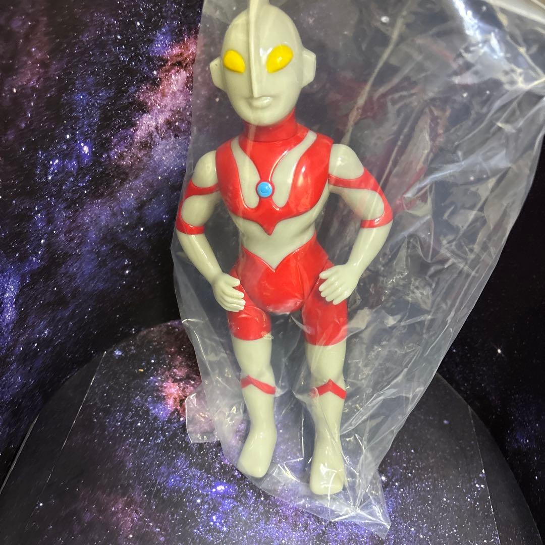 ウルトラマン★10個限定★開田裕治の世界展ファイナル★バルタン肖像画ver.