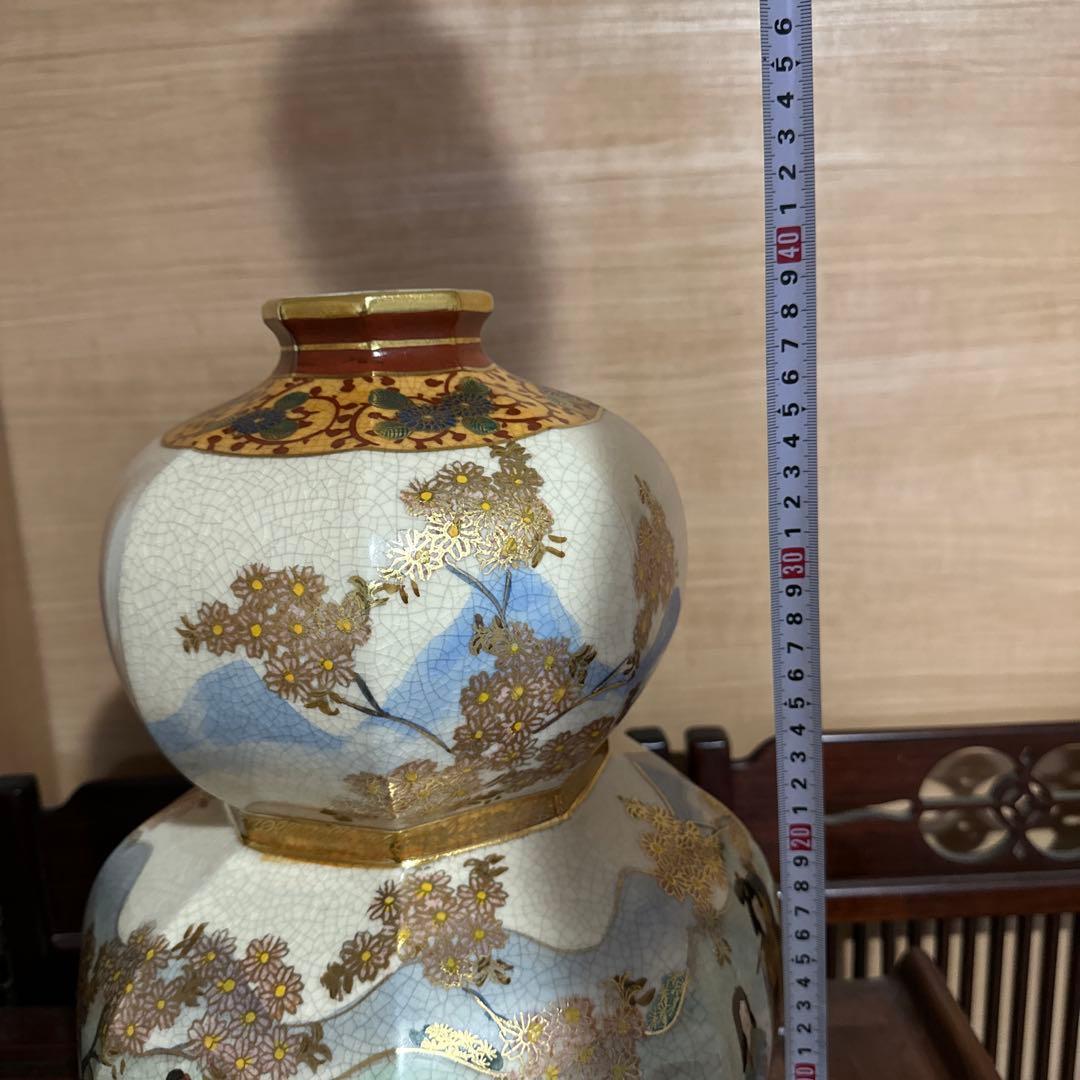 九谷焼　古九谷　薩摩風　花瓶　日本の伝統的な陶器花瓶