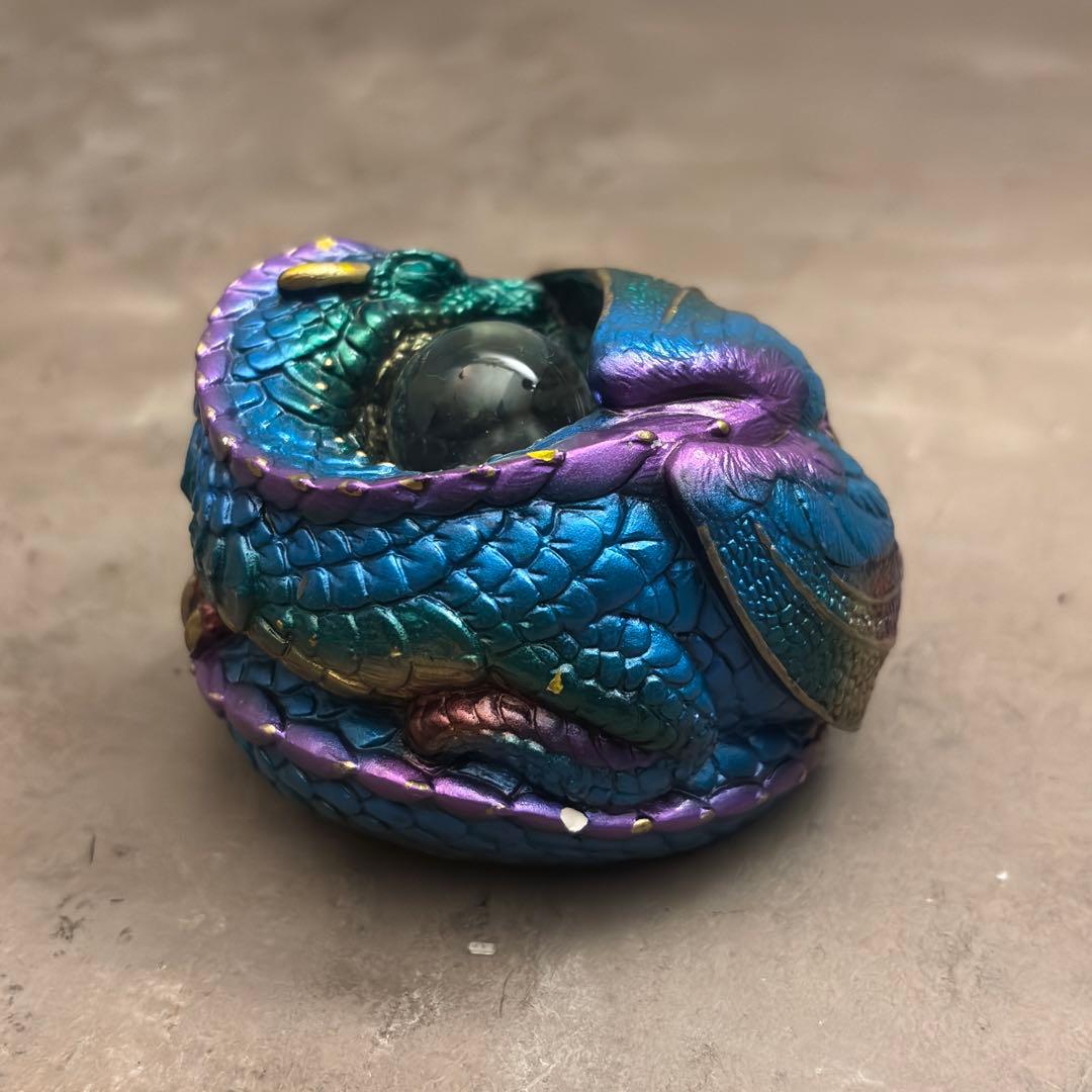 Windstone Editions　ドラゴンのフィギュア　置物