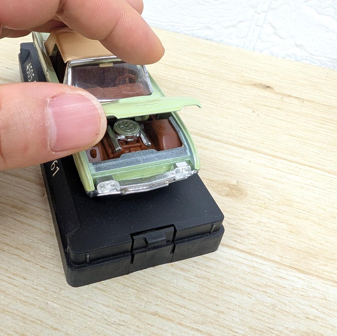 フォードサンダーバードsolido 4505 ford 61 フランス製　希少